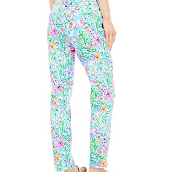 Lilly Pulitzer Alligator Isle Kelly Knit Pants - Picture 4 of 5